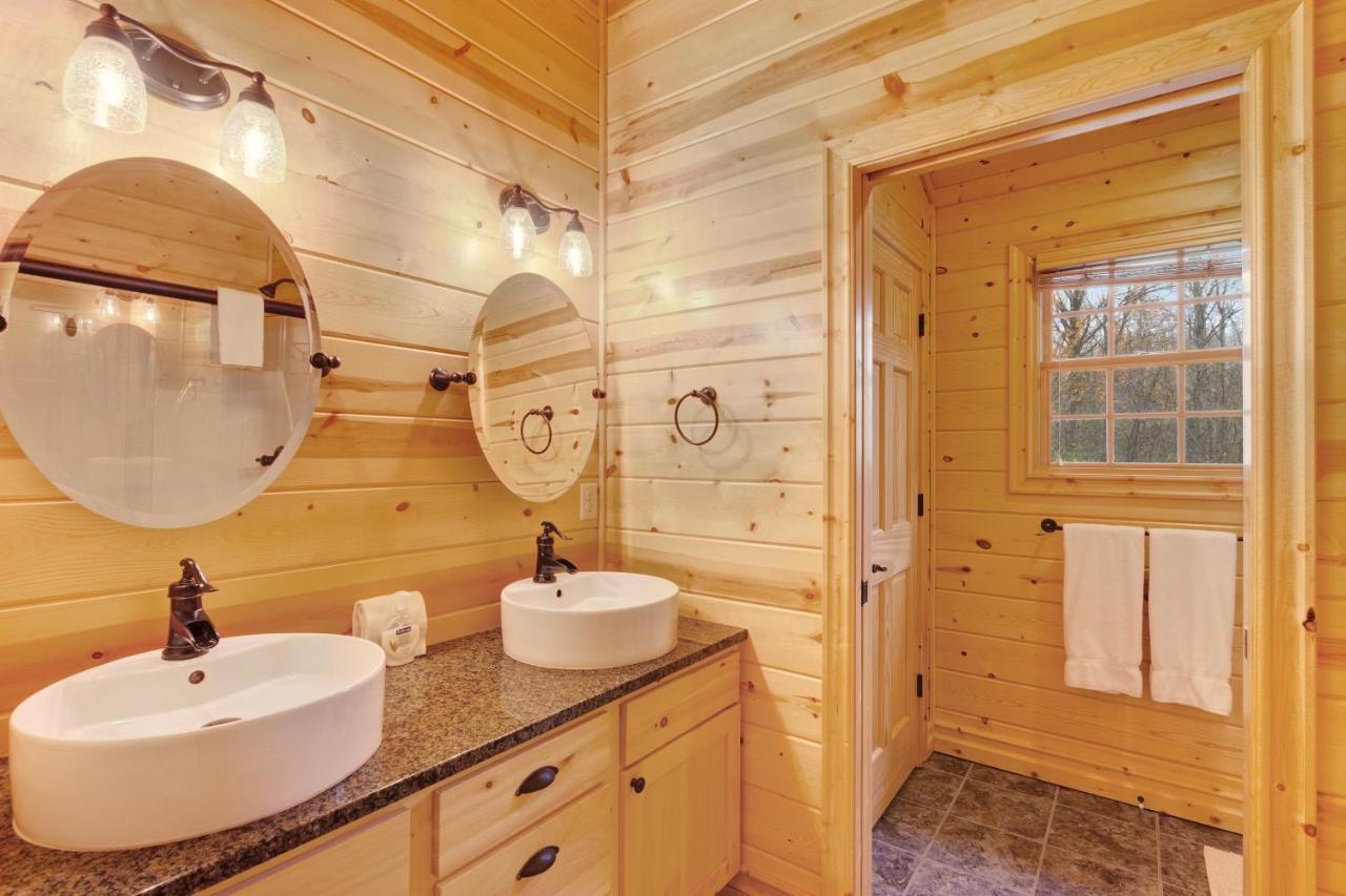Kingfisher Cove Cabin 2 Saugatuck Exterior foto